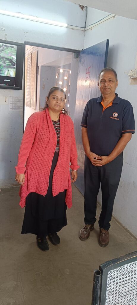 Study Abroad Seminar at Vidyakunj High School